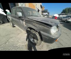 Ricambi Mitsubishi L200 2.5 diesel 116cv del 2002