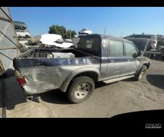 Ricambi Mitsubishi L200 2.5 diesel 116cv del 2002 - 16