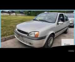 Ricambi Usati FORD FIESTA (DX) 2000