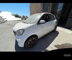 Ricambi Smart ForFour W453 1.0 benz 71cv del 2017