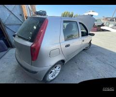 Ricambi Fiat Punto 1.2 benz 60cv del 2003 - 14