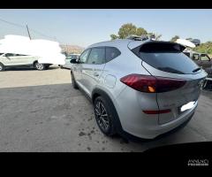 Ricambi Hyundai Tucson 1.6 CRDi 4x4 136cv del 2018 - 16