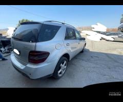 Ricambi Mercedes-Benz ML 320 CDI 224cv del 2005