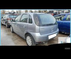 Ricambi Usati OPEL CORSA (X01) 2004