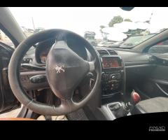 Ricambi Peugeot 407 2.0 HDi 140cv del 2009 - 8