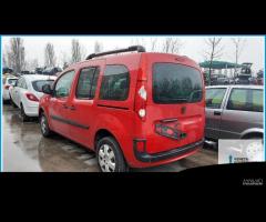 Ricambi Usati RENAULT KANGOO FURGONE 2010