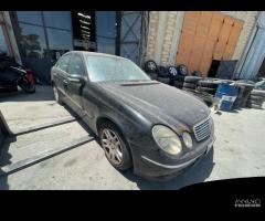 Ricambi Mercedes-Benz E 320 CDI 204cv del 2003 - 19