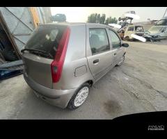 Ricambi Fiat Punto 1.2 benz 16v 80cv del 2002 - 17