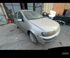 Ricambi Fiat Punto 1.2 benz 16v 80cv del 2002 - 18