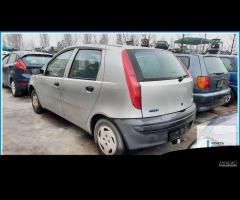 Ricambi Usati FIAT PUNTO (1N/1P) 2000