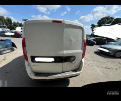 Ricambi Fiat Doblo 1.6 MTJ 105cv 16v del 2017 - 16