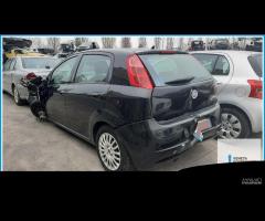 Ricambi Usati FIAT GRANDE PUNTO (3X) 2009