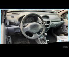 Ricambi Usati RENAULT CLIO 2a Serie 1999