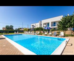 Casa Vacanze Con Piscina a Torre Lapillo - 7