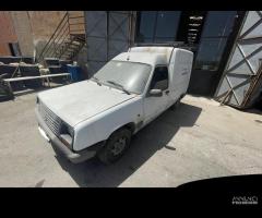 Ricambi Renault Rapid 1.6 diesel 54cv del 1991