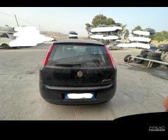 Ricambi Fiat Grande Punto 1.3 MTJ 75cv del 2011 - 19