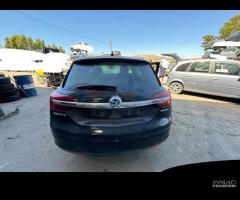 Ricambi Opel Insignia 2.0 CDTI 140cv del 2015 - 21