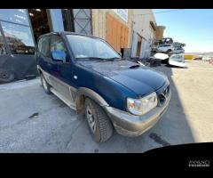 Ricambi Nissan Terrano II 2.7 diesel del 2000 - 3