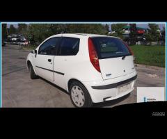 Ricambi Usati FIAT PUNTO (1N/1P) 2001