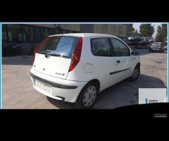 Ricambi Usati FIAT PUNTO (1N/1P) 2001