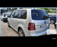 Ricambi Usati VOLKSWAGEN TOURAN (1T) 2008