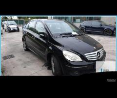 Ricambi Usati MERCEDES-BENZ Classe B (T245) 2006