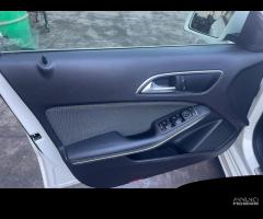 Ricambi Mercedes-Benz A180 1.5 CDI 109cv del 2017 - 3