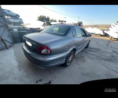 Ricambi Jaguar X-Type 2.2 diesel 155cv del 2006 - 5