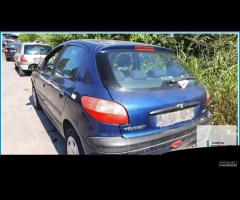 Ricambi Usati PEUGEOT 206 2002