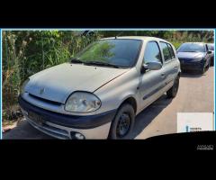 Ricambi Usati RENAULT CLIO 2a Serie 2000