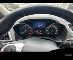 Ford Kuga 2.0 TDCI 140cv 4x4 del 2013 - 19