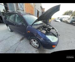 Ricambi Ford Focus 1.8 TDDi 90cv del 2000 - 15