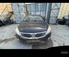 Ricambi Kia Ceed 1.6 CRDI del 2011 - 1