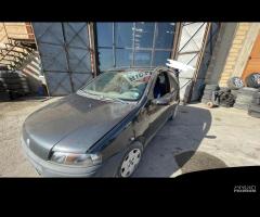 Ricambi Fiat Punto 1.2 benz 60cv del 2002