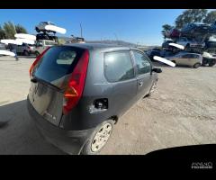 Ricambi Fiat Punto 1.2 benz 60cv del 2002