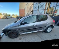 Ricambi Peugeot 206 1.4 HDi 68 cv del 2003