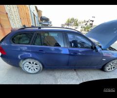 Ricambi BMW 320 Touring 2.0 diesel 163cv del 2007 - 24