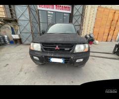 Ricambi Mitsubishi Pajero GLS 3.2 DI-D del 2006