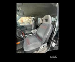 Ricambi Mitsubishi Pajero GLS 3.2 DI-D del 2006 - 15