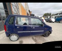 Ricambi Opel Agila 1.0 benz 60cv del 2004