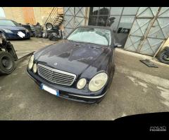 Ricambi Mercedes-Benz E270 CDI 177cv del 2002