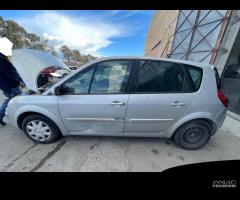 Ricambi Renault Scenic 1.5 DCi del 2008