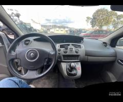 Ricambi Renault Scenic 1.5 DCi del 2008 - 12