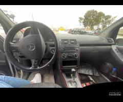 Ricambi Mercedes-Benz A180 2.0 CDI del 2006