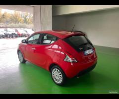 Lancia Ypsilon 1.0 FireFly 5 porte S&S Hybrid Silv - 7