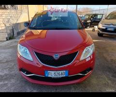 Lancia Ypsilon 1.2 69 CV 5 porte Gold