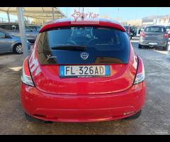 Lancia Ypsilon 1.2 69 CV 5 porte Gold