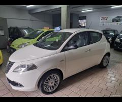 Lancia Ypsilon 1.2 ben unico prop 2011 - 7