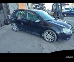 Ricambi Volkswagen Golf 5 1.6 FSI 116cv del 2005