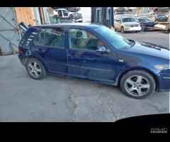 Ricambi Volkswagen Golf 4 1.9 TD 70cv del 2004